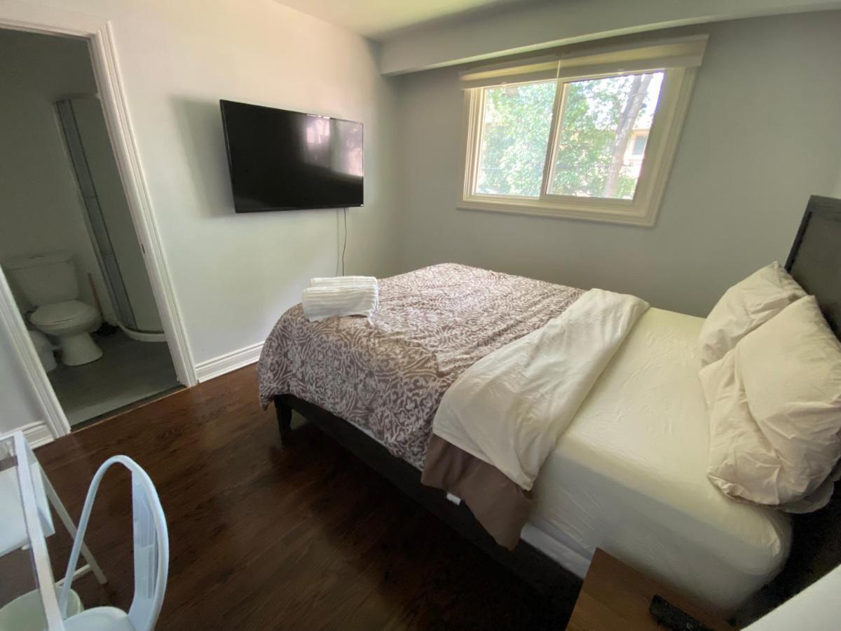 Yonge And Finch Subway !P Cozy & Quiet Private Bdr With Private Bathroom 多伦多 外观 照片